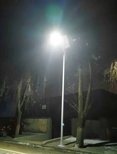 积石山县可克达拉太阳能路灯项目