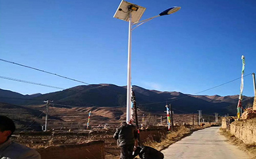 可克达拉智慧路灯安装必备设计要素：打造高效智能的城市照明系统