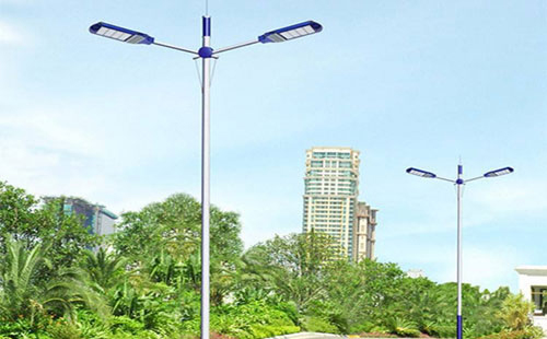 可克达拉太阳能路灯地脚螺栓规格：防止倾倒的关键